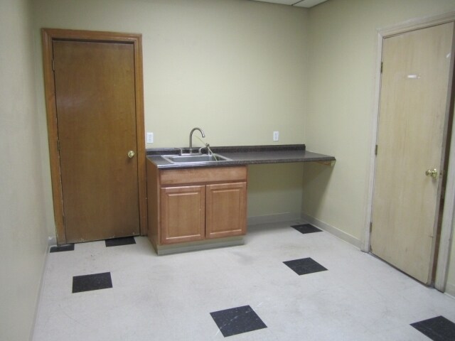 More Photos Of 2881 S Valley View Blvd, Las Vegas Office Residential For Lease