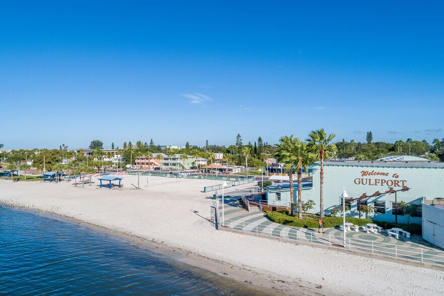 More Photos Of 3025 54th St S, Gulfport Apartments For Sale