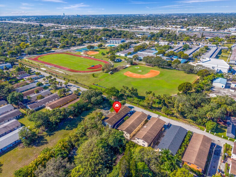 More Photos Of 640 SW 16th Ave, Fort Lauderdale Apartments For Sale
