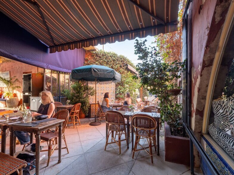 More Photos Of 3920-3930 W Sunset Blvd, Los Angeles Storefront Retail Office For Sale