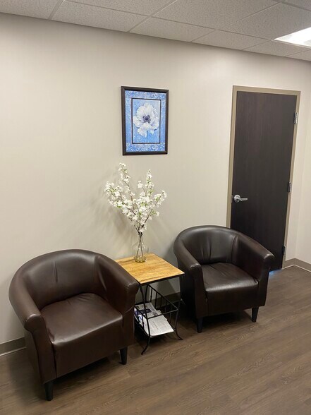 More Photos Of 109 44th Ave E, Bradenton Medical For Lease