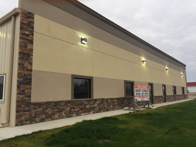 More Photos Of 7050 Highway 2 E, Minot Warehouse For Lease