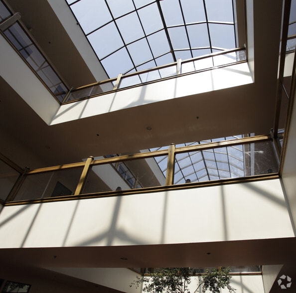 More Photos Of 150 E Olive Ave, Burbank Office For Lease