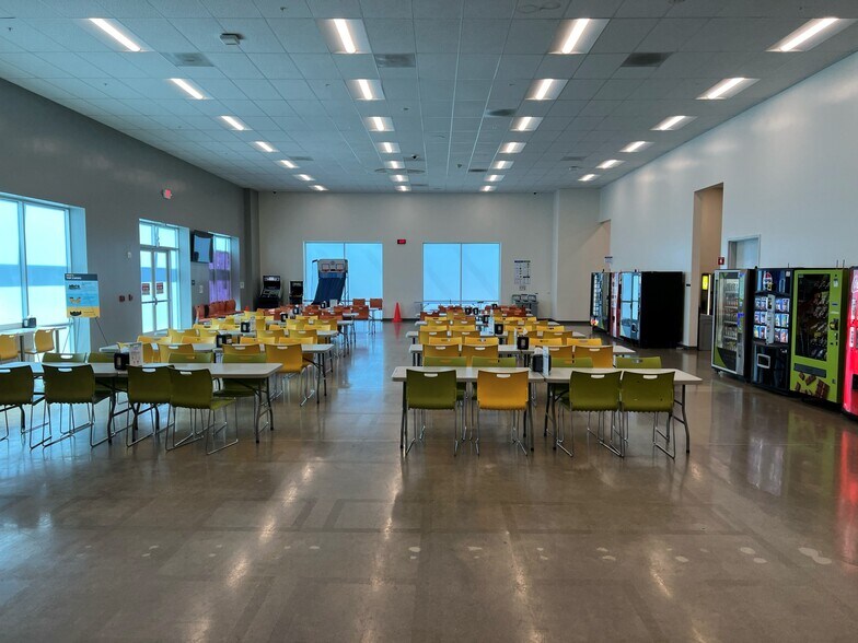 More Photos Of 4601 Newcastle Rd, Stockton Distribution For Lease