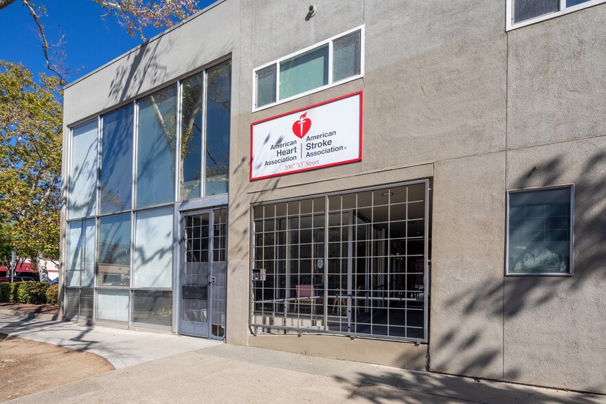 More Photos Of 2007 O St, Sacramento Office For Sale