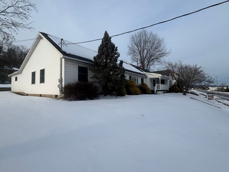 More Photos Of 845 Water St, Northumberland Medical For Sale