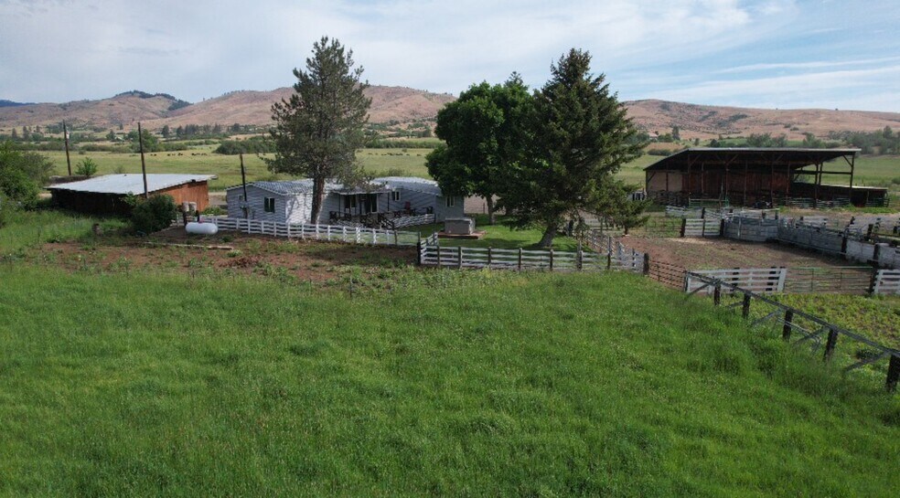 More Photos Of 38594 Sunny Dell Ln, Halfway Land For Sale