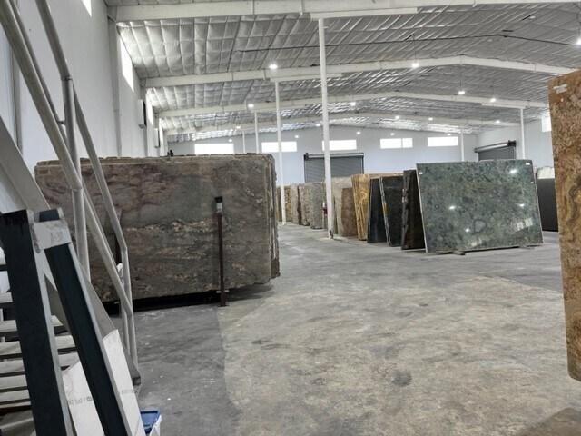 More Photos Of 5824 W Linebaugh Ave, Tampa Unknown For Lease