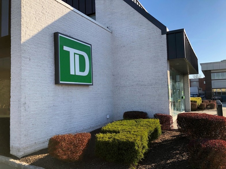 More Photos Of 1821 Richmond Ave, Staten Island Restaurant For Lease