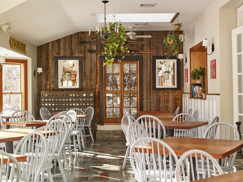 More Photos Of 193 Main St, Jackson Restaurant For Sale