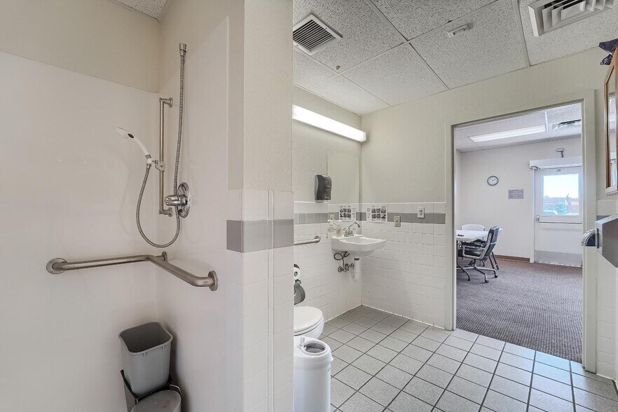 More Photos Of 6290 Lookout Rd, Boulder Medical For Lease