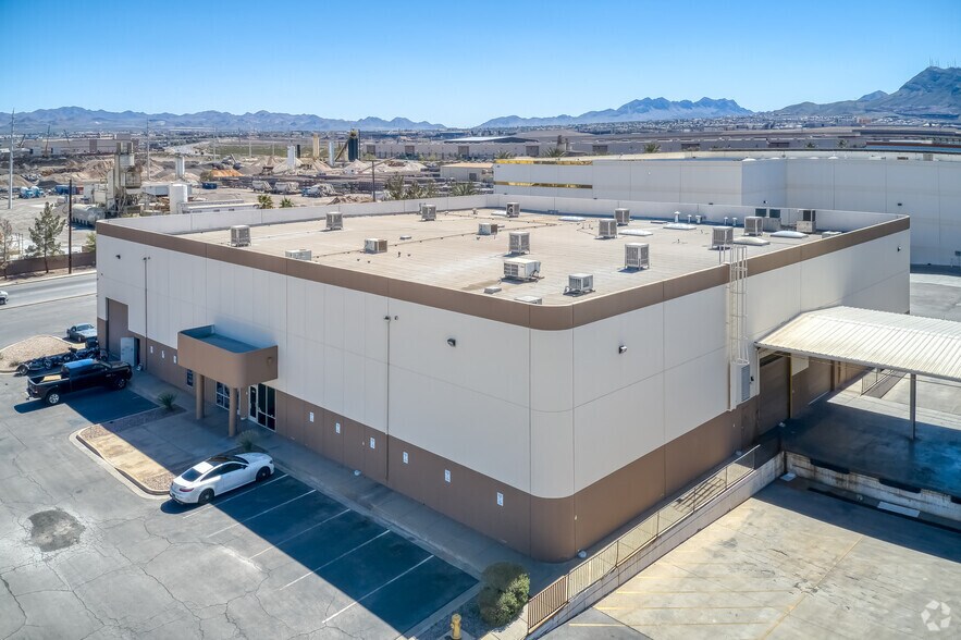 More Photos Of 441 Eastgate Rd, Henderson Warehouse For Lease