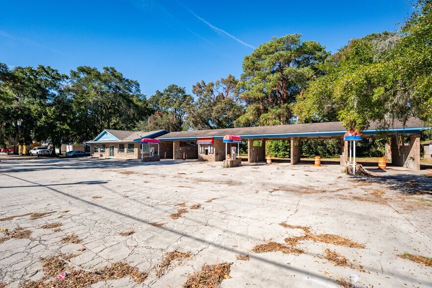 More Photos Of 1810 Ribaut Rd, Port Royal Convenience Store For Sale