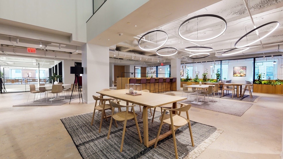 More Photos Of 530 Fifth Ave, New York Office For Lease