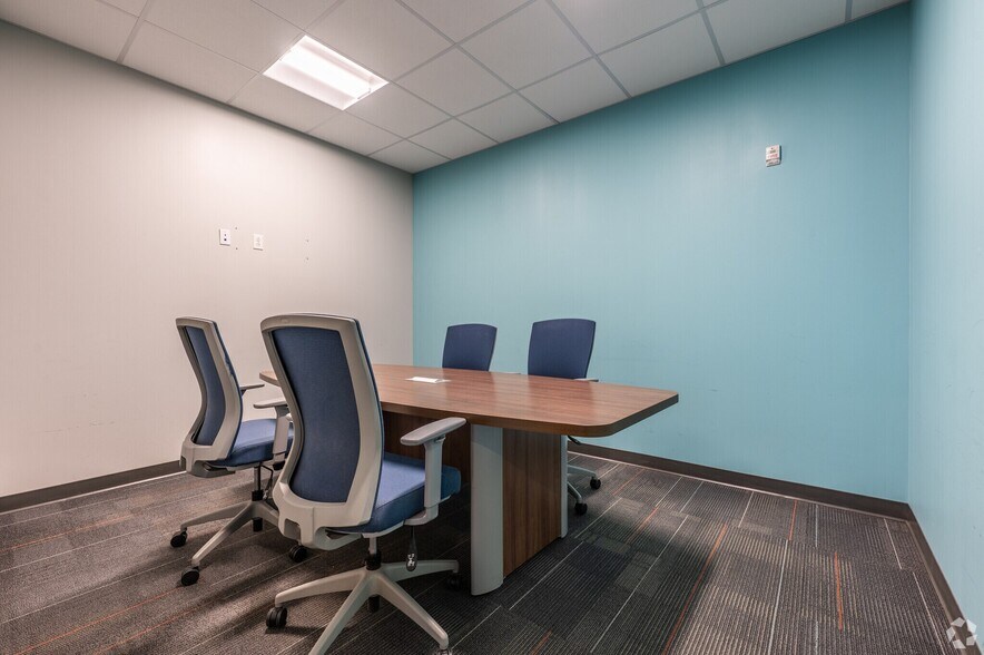 More Photos Of 200 Business Center Dr, Pittsburgh Research And Development For Lease