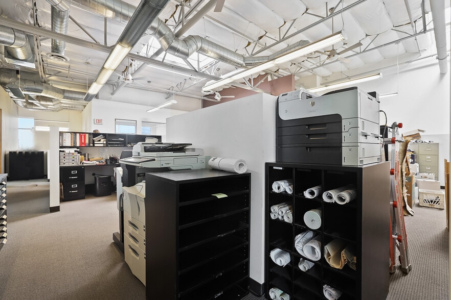 More Photos Of 470-500 Wald, Irvine Light Manufacturing For Sale