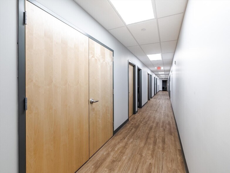 More Photos Of 520 W Roosevelt Blvd, Philadelphia Medical For Sale