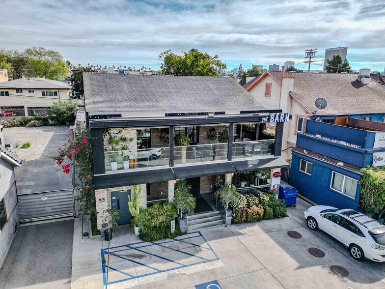 More Photos Of 228 S Oxford Ave, Los Angeles Restaurant For Sale