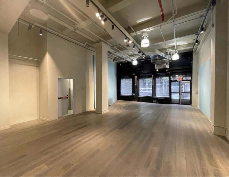 More Photos Of 138 W 25th St, New York Loft Creative Space For Lease