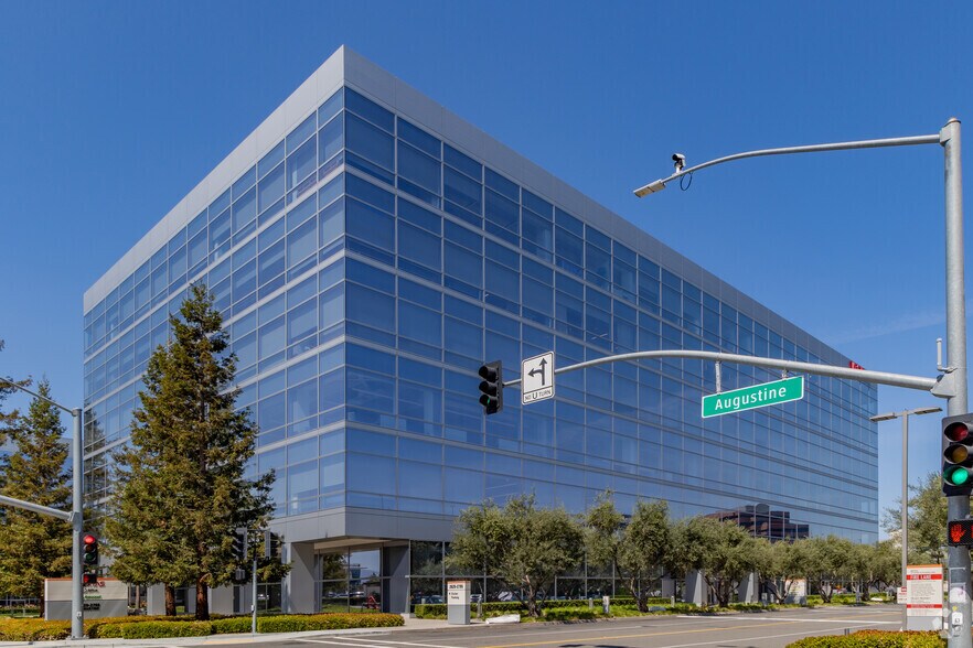 More Photos Of 2625 Augustine Dr, Santa Clara Office For Lease