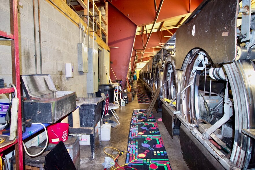 More Photos Of 157 Maple Carriage Dr, Lewisburg Bowling Alley For Sale