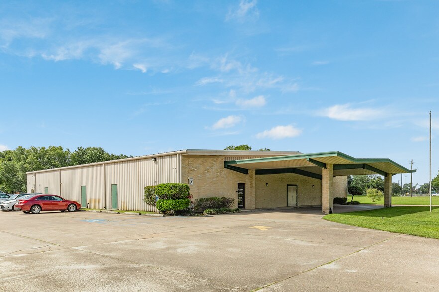 More Photos Of 3801 Liberty Dr, Pearland Schools For Sale