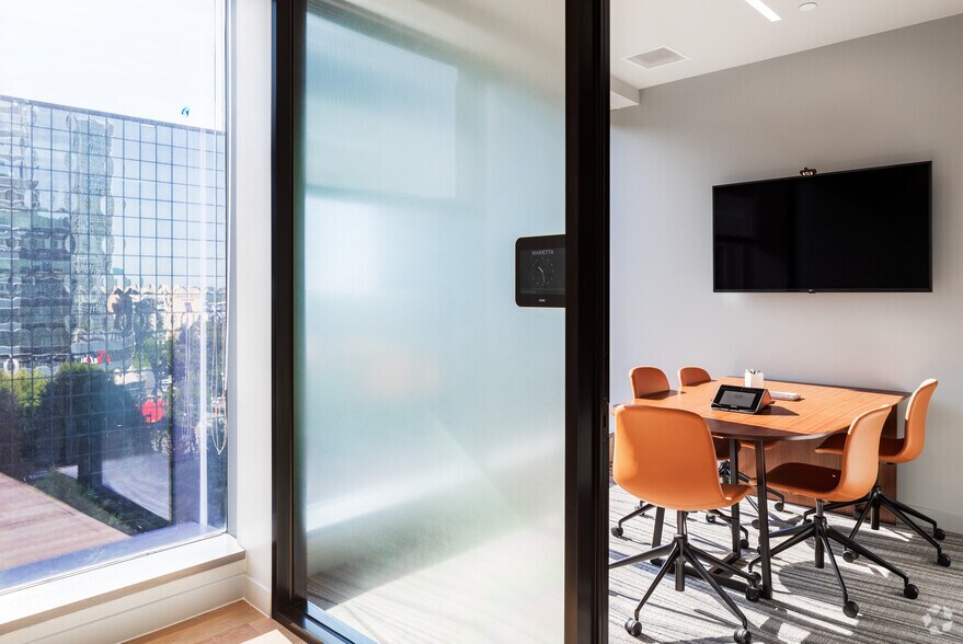 More Photos Of 3344 Peachtree Rd NE, Atlanta Office For Lease