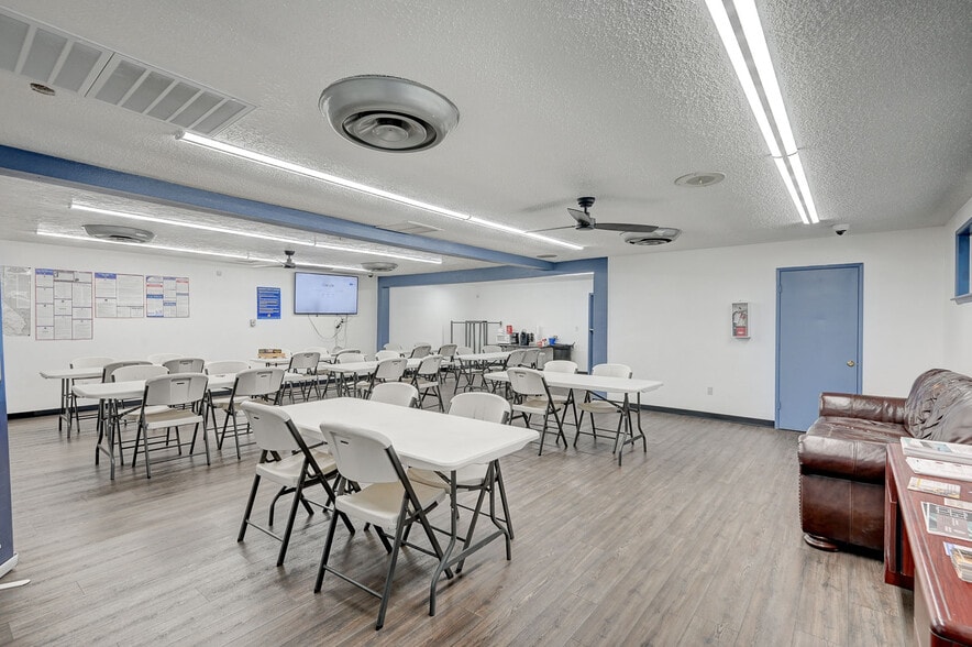 More Photos Of 100 Shiloah Dr, Las Vegas Religious Facility For Sale