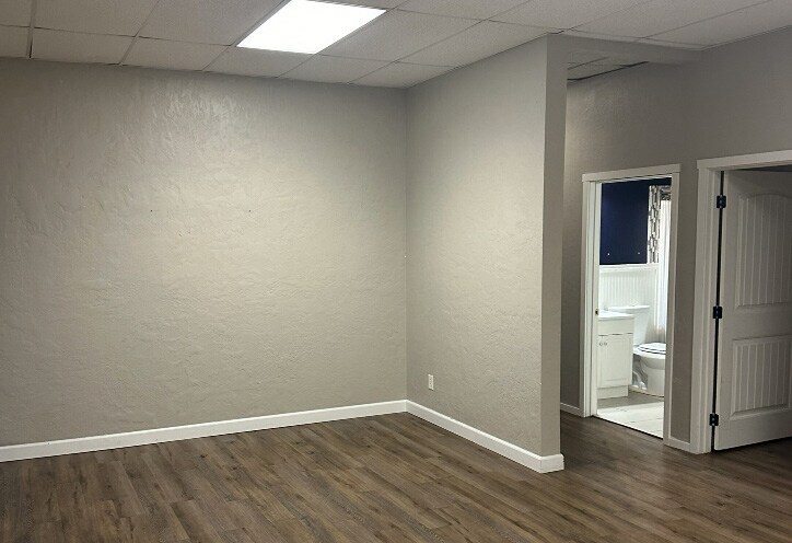 More Photos Of 14415 E Sprague Ave, Spokane Unknown For Lease