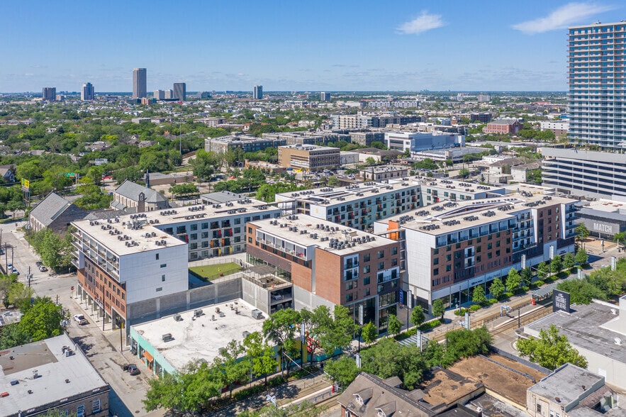 More Photos Of 3550 Main St, Houston Apartments For Lease