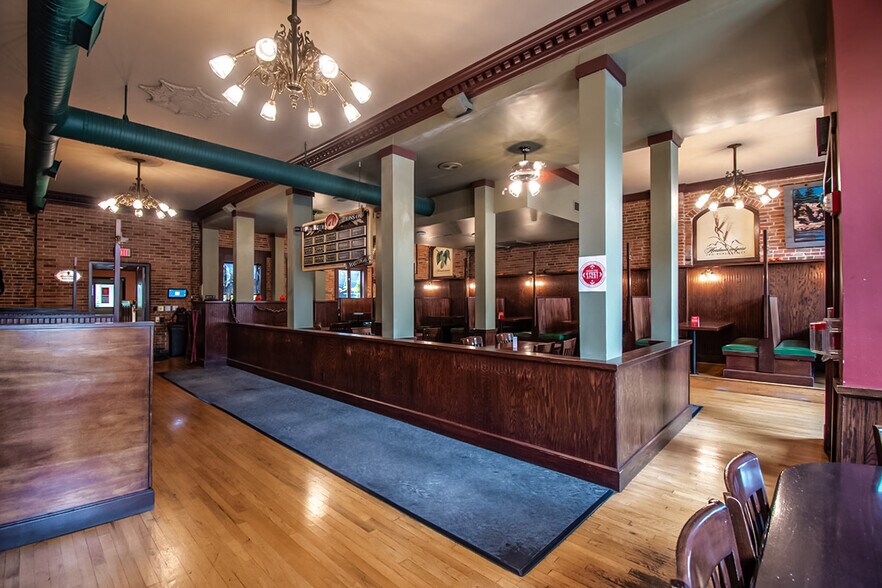 More Photos Of 123 E Doty St, Madison General Retail For Sale