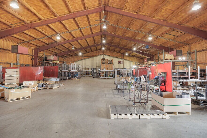More Photos Of 801 Woodsdale Rd, Elwood Warehouse For Sale