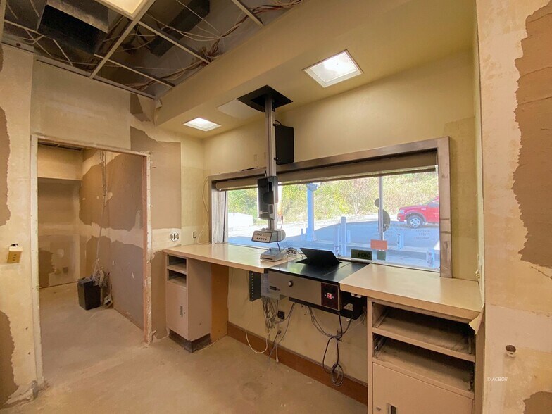 More Photos Of 368 Richland Ave, Athens General Retail For Sale