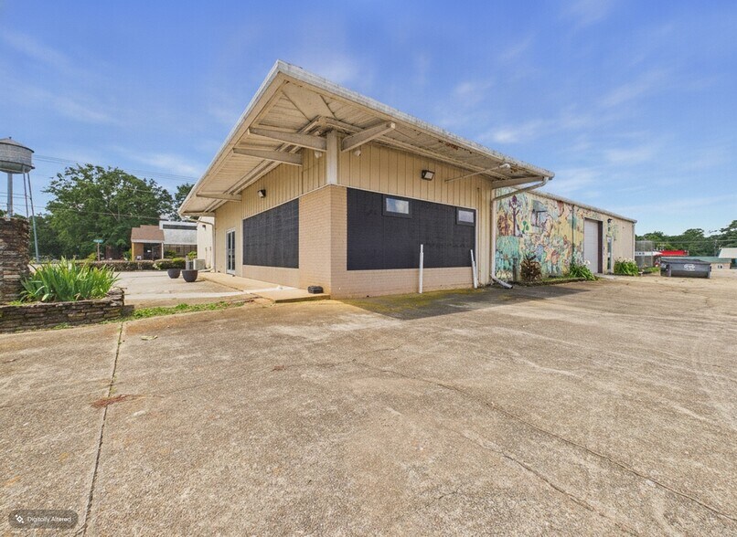 More Photos Of 124 Commerce St, Bowdon Showroom For Sale