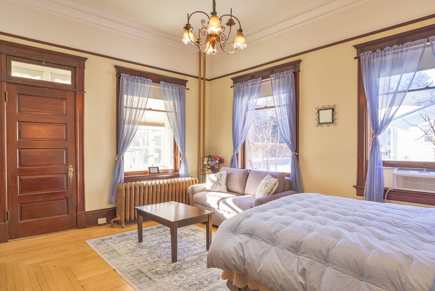 More Photos Of 310 E 2nd St, Trinidad Hospitality For Sale