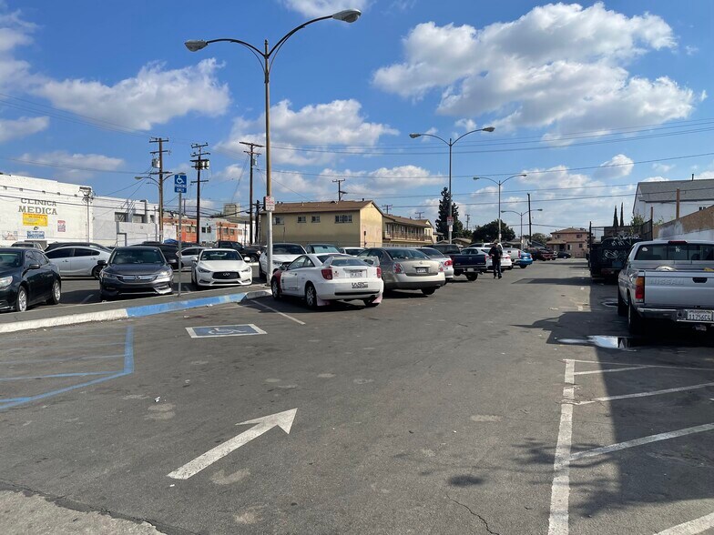 More Photos Of 4729-4735 Whittier Blvd, Los Angeles Convenience Store For Sale