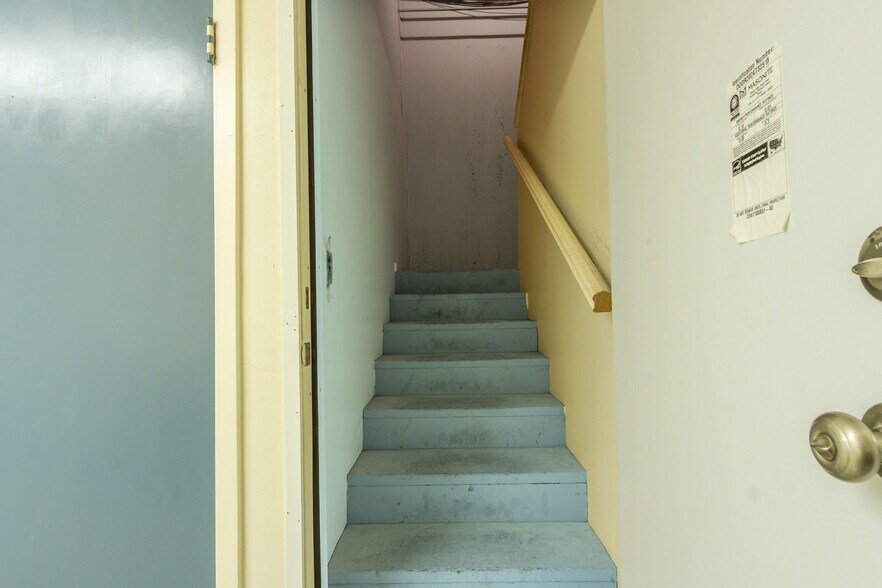 More Photos Of 320 Victory Ave, South San Francisco Warehouse For Lease