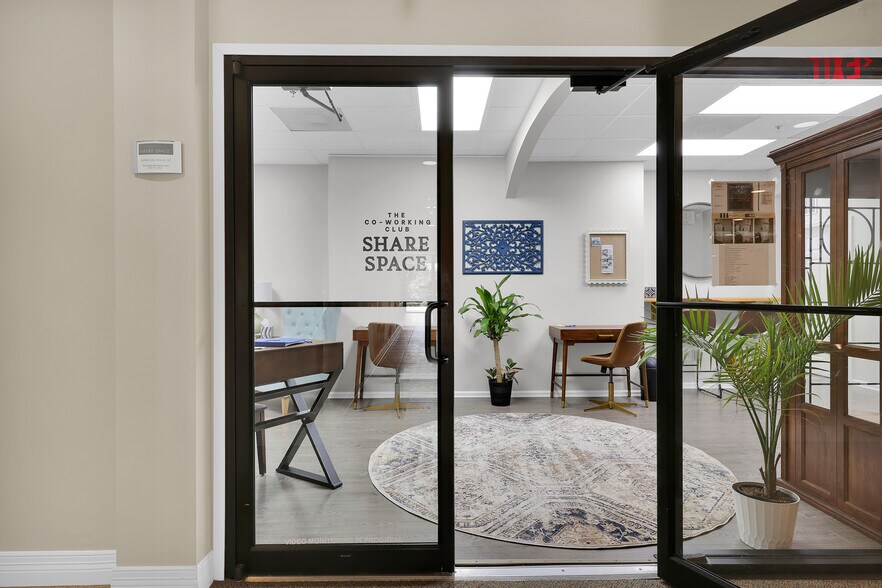 More Photos Of 701 Market St, Saint Augustine Loft Creative Space For Sale