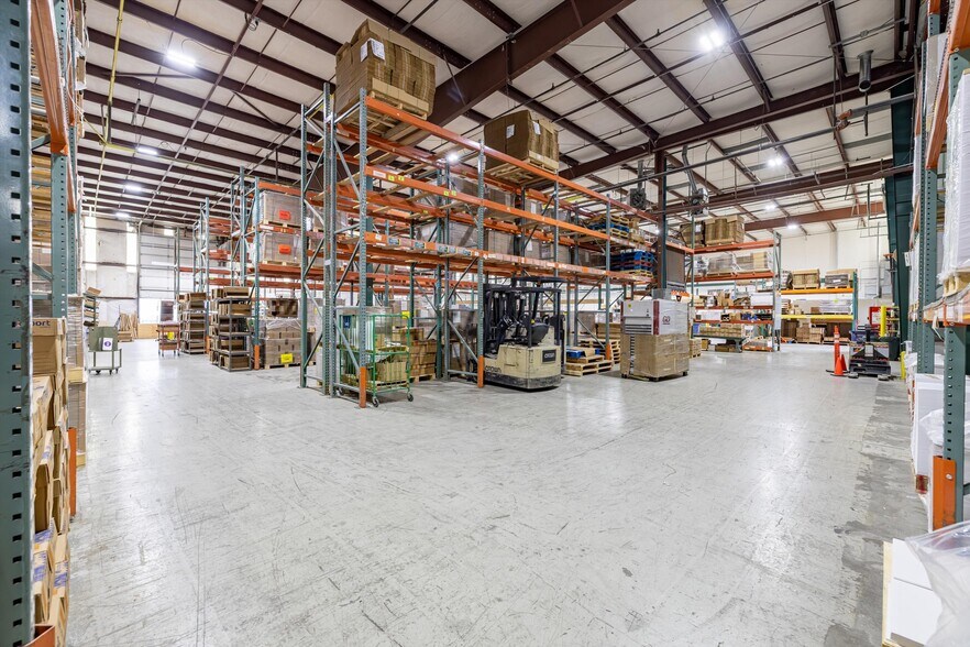 More Photos Of 2000 Kentucky St, Bellingham Warehouse For Sale