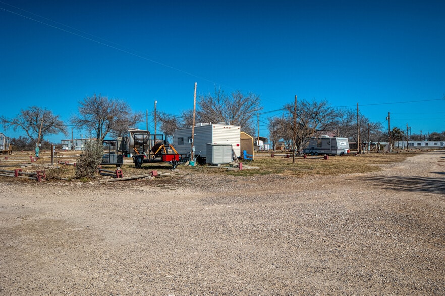 More Photos Of 9685 US 90 hwy, Del Rio Manufactured Housing Mobile Home Park For Sale