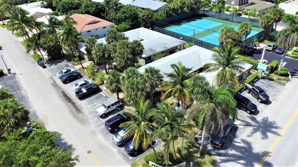 More Photos Of 101-107 Tacoma Ln, West Palm Beach Apartments For Lease