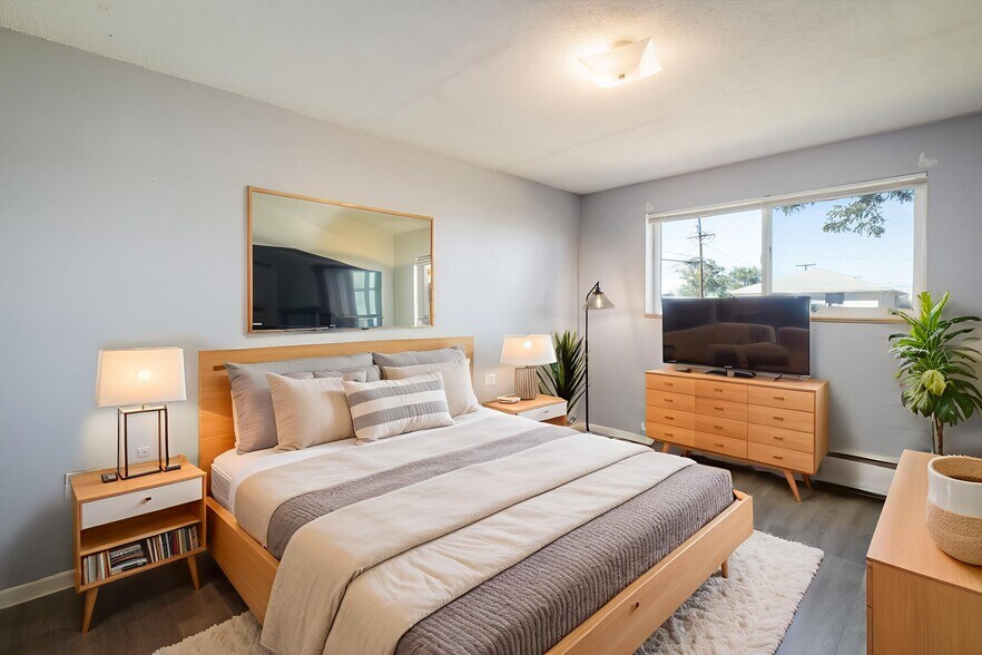 More Photos Of 1391 Lima St, Aurora Apartments For Sale