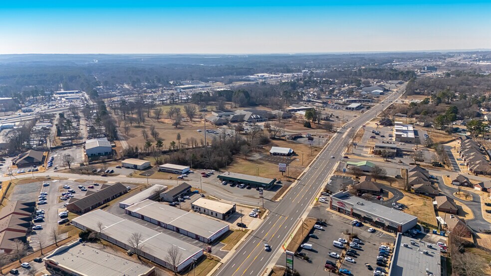 More Photos Of 5206 Highway 5 N, Bryant Office For Sale