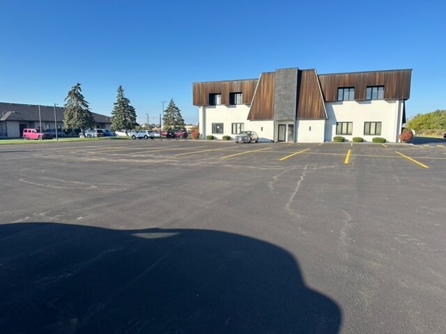 More Photos Of 9111 Broadway St, Merrillville Office For Lease