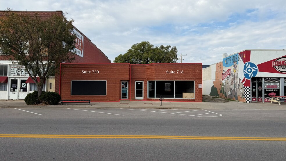 Primary Photo Of 718-720 W Douglas, Wichita Freestanding For Sale
