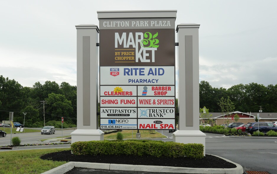 More Photos Of 1028 Route 146, Clifton Park Restaurant For Lease
