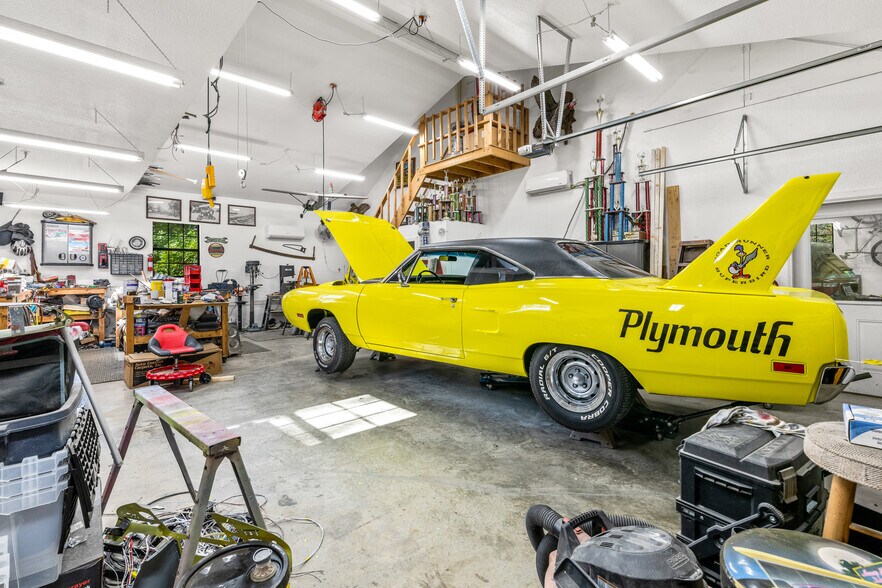 More Photos Of 228 Pattie Gap Rd, Philadelphia Apartments For Sale