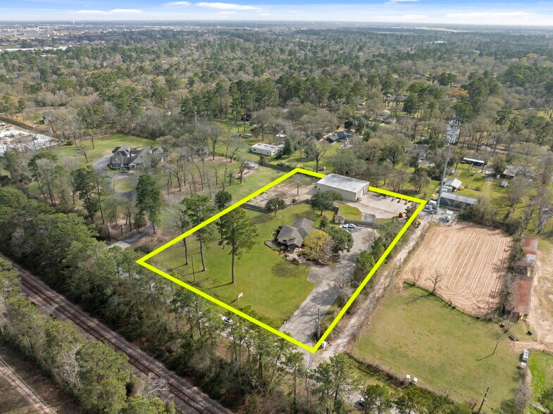 More Photos Of 8711 Hufsmith Kuykendahl Rd, Tomball Industrial For Sale