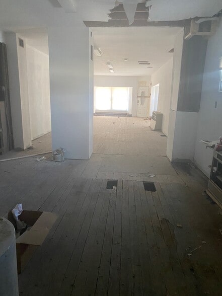 More Photos Of 240-242 N Broadway, Gloucester City Warehouse For Sale