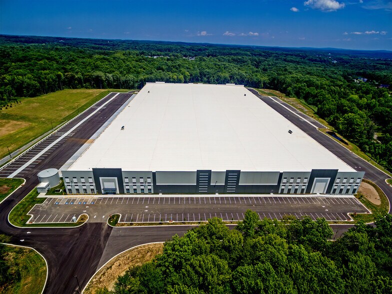 More Photos Of 40 Bethel Church Rd, North East Distribution For Lease